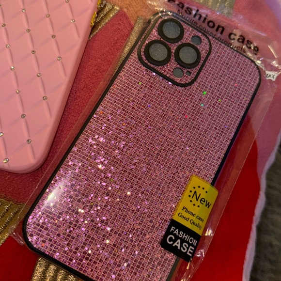 Bundle of 3 iPhone 13 Pro Max max new - Picture 1 of 5